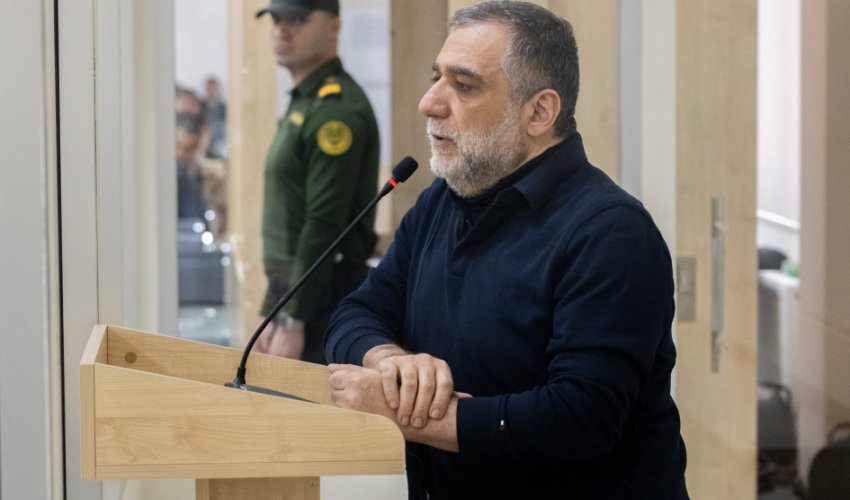 Ruben Vardanyanın məhkəməsində zərərçəkmiş şəxslərin ifadələri dinlənilib Ruben Vardanyanın məhkəməsində zərərçəkmiş şəxslərin ifadələri dinlənilib