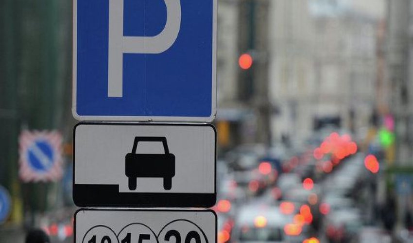 Bakıda parklanma məntəqələrinin sayı azaldılıb Bakıda parklanma məntəqələrinin sayı azaldılıb