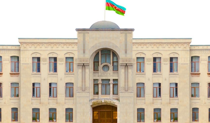 Əliyev Səhiyyə Nazirliyi ilə bağlı yeni sərəncam imzalayıb Əliyev Səhiyyə Nazirliyi ilə bağlı yeni sərəncam imzalayıb