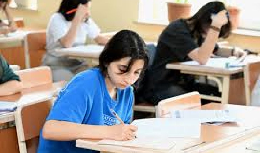 Universitetlərə tələbə qəbulu üçün plan yerlərinin sayı açıqlanıb Universitetlərə tələbə qəbulu üçün plan yerlərinin sayı açıqlanıb