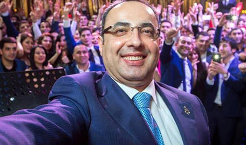 "İdeal"-ın keçmiş rəhbəri azadlığa buraxılmayıb "İdeal"-ın keçmiş rəhbəri azadlığa buraxılmayıb