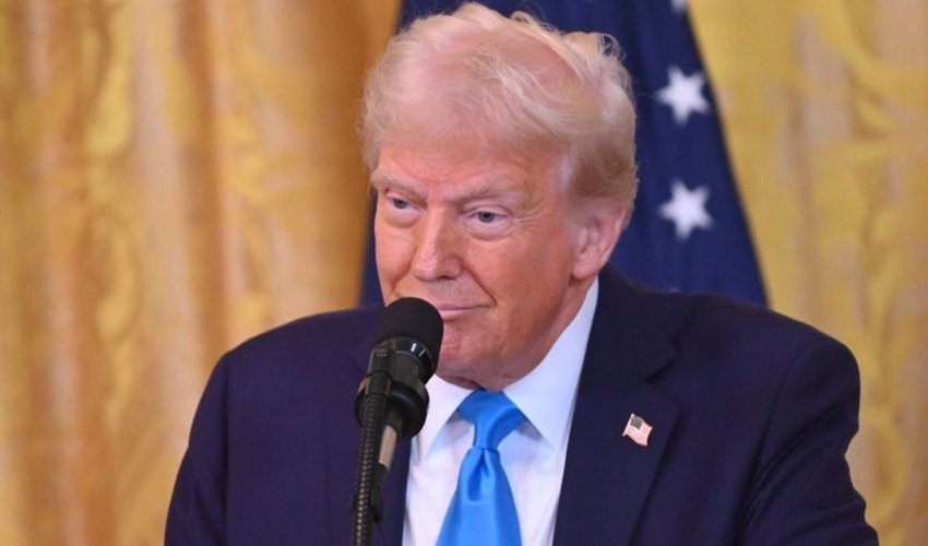 СМИ: Трамп добивается от ЕС введения новых пошлин на импорт из Китая СМИ: Трамп добивается от ЕС введения новых пошлин на импорт из Китая