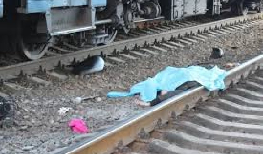В Баку выбежавший на пути пешеход получил травмы при столкновении с поездом В Баку выбежавший на пути пешеход получил травмы при столкновении с поездом
