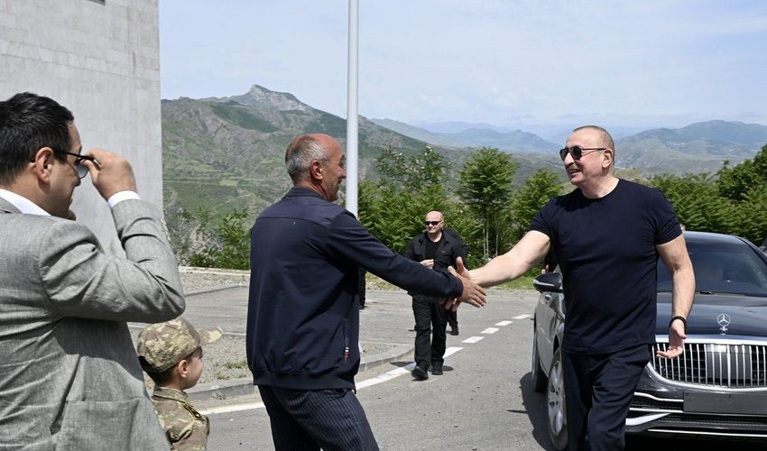 President Ilham Aliyev meets with residents in Lachin