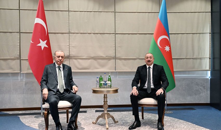 Azərbaycan və Türkiyə prezidentlərinin təkbətək görüşü keçirilib Azərbaycan və Türkiyə prezidentlərinin təkbətək görüşü keçirilib