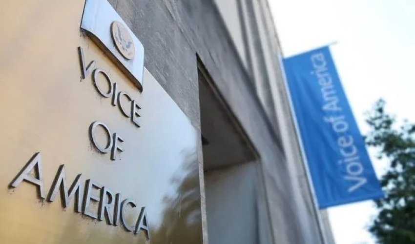 США закрывают “Голос Америки” — уволены почти все сотрудники