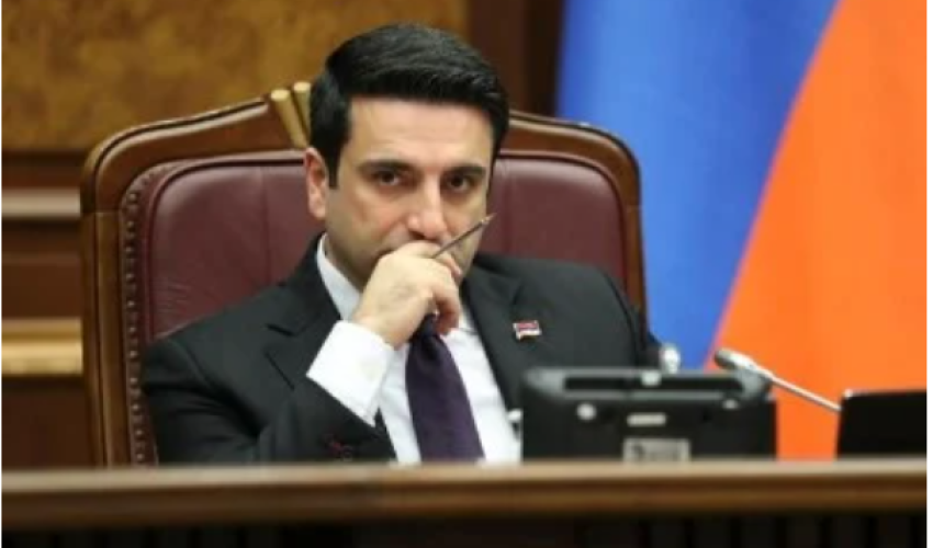 Simonyan xalqını Azərbaycan məhsullarının erməni bazarlarında görünməsi ilə barışmağa çağırıb Simonyan xalqını Azərbaycan məhsullarının erməni bazarlarında görünməsi ilə barışmağa çağırıb