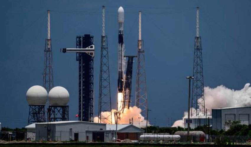 Ракета SpaceX вывела на орбиту спутник глобального позиционирования ВВС США Ракета SpaceX вывела на орбиту спутник глобального позиционирования ВВС США