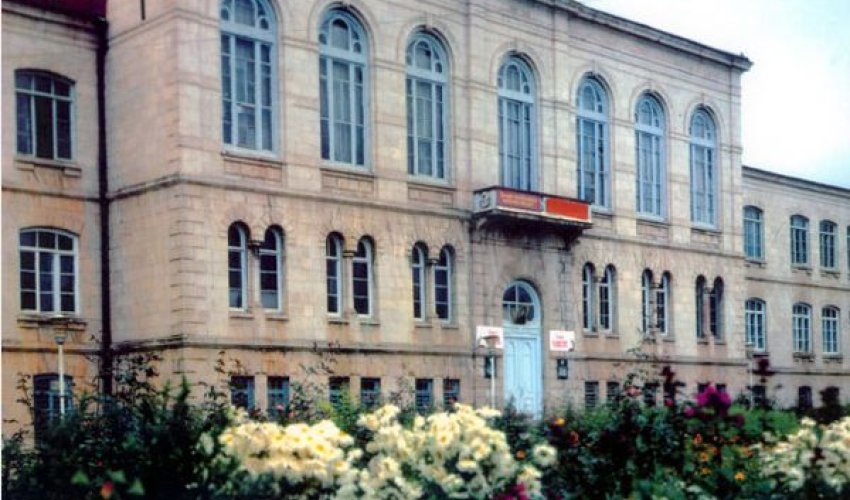 Şuşa Realnı məktəbin gələn il fəaliyyətə başlayacağı planlaşdırılır Şuşa Realnı məktəbin gələn il fəaliyyətə başlayacağı planlaşdırılır