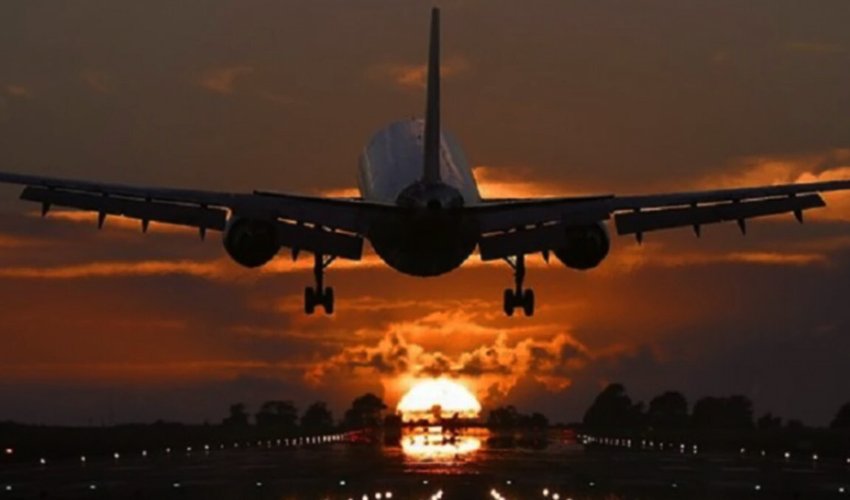 AZAL запускает прямые рейсы в Тебриз, увеличивает число рейсов в Тегеран AZAL запускает прямые рейсы в Тебриз, увеличивает число рейсов в Тегеран
