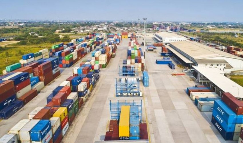 Tbilisidə regionun ilk "quru limanı" açılıb Tbilisidə regionun ilk "quru limanı" açılıb