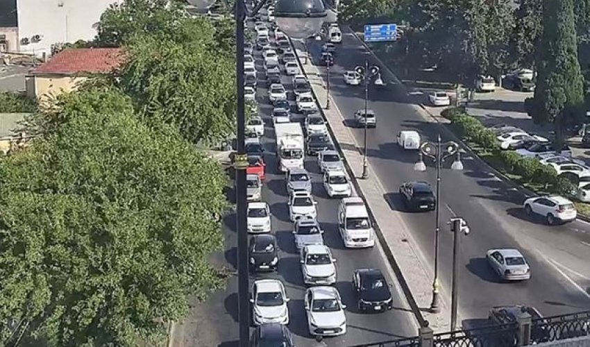 Bəzi yollarda tıxac var - Siyahı Bəzi yollarda tıxac var - Siyahı