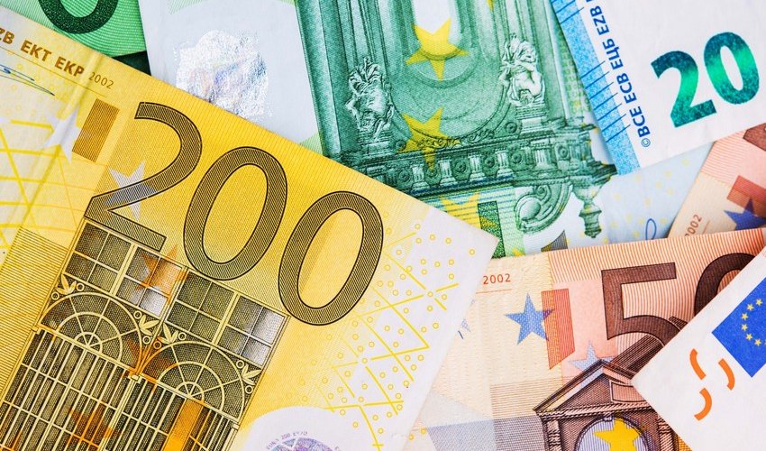 
Dövlət Gömrük Komitəsinin xətti ilə büdcə daxilolmaları 4 % artıb