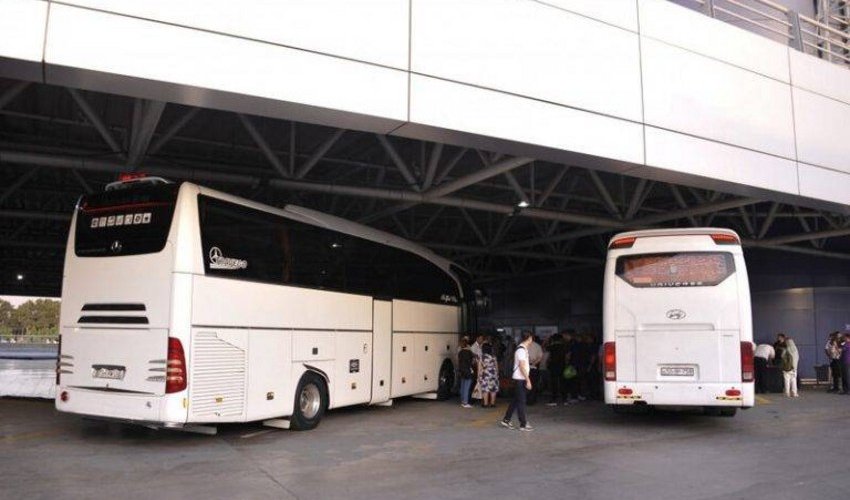 Avtobus marşrutlarına onlayn bilet satışı 2 dəfədən çox artıb Avtobus marşrutlarına onlayn bilet satışı 2 dəfədən çox artıb