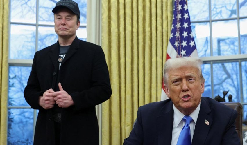 Трамп ударил по своему бывшему соратнику Трамп ударил по своему бывшему соратнику
