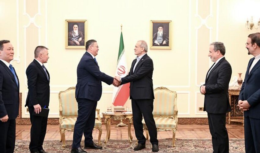 Qazaxıstan XİN başçısı İrana gedib Qazaxıstan XİN başçısı İrana gedib