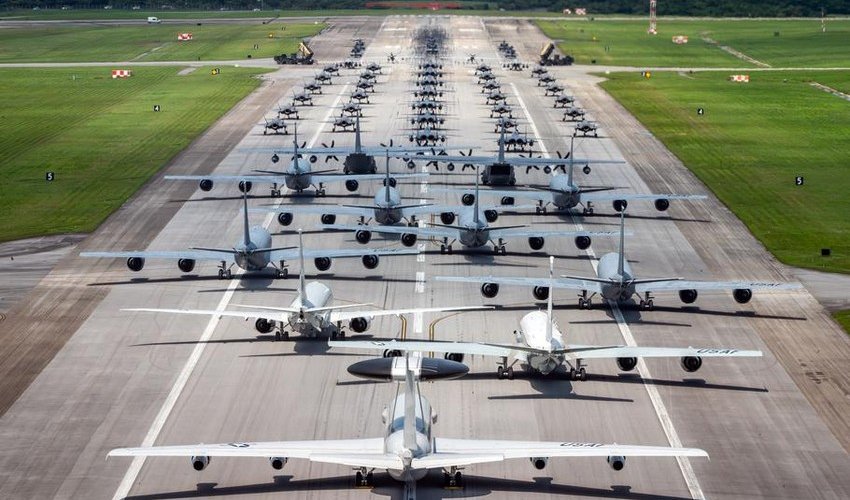 ABŞ-nin Yaponiyadakı aviabazasında partlayış olub, xəsarət alanlar var ABŞ-nin Yaponiyadakı aviabazasında partlayış olub, xəsarət alanlar var