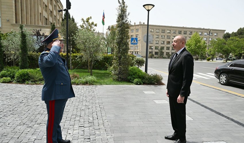 Алиев принял участие в открытии нового административного здания ГТК в Баку Алиев принял участие в открытии нового административного здания ГТК в Баку