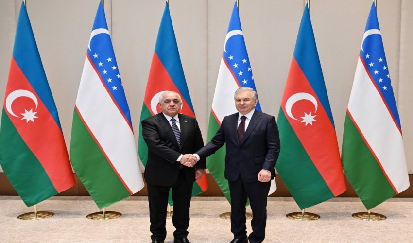 Əli Əsədov Özbəkistan Prezidenti ilə görüşüb Əli Əsədov Özbəkistan Prezidenti ilə görüşüb
