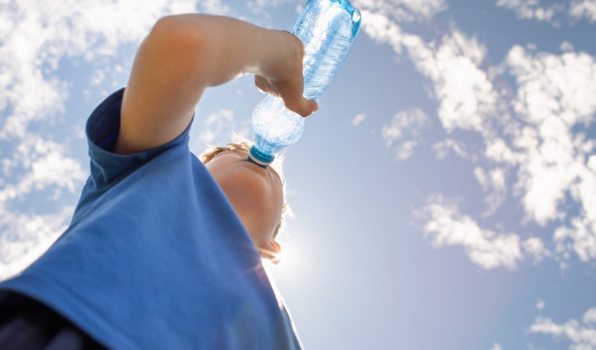 Pediatrician outlines hydration needs for children amid heatwave Pediatrician outlines hydration needs for children amid heatwave