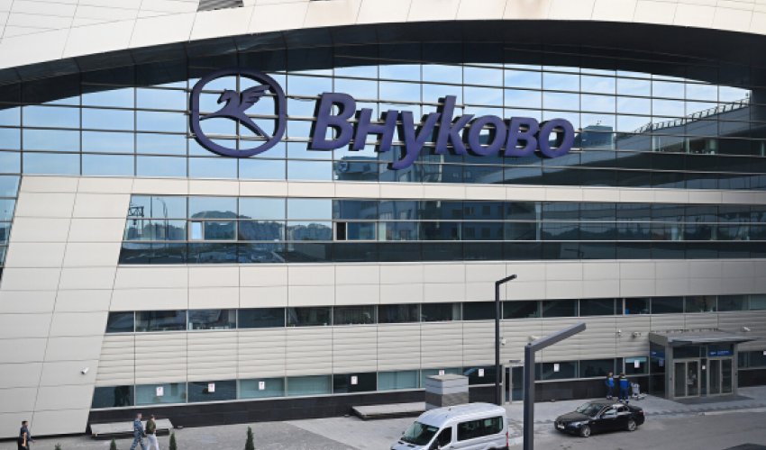 Аэропорты Внуково и Шереметьево временно приостановили работу Аэропорты Внуково и Шереметьево временно приостановили работу