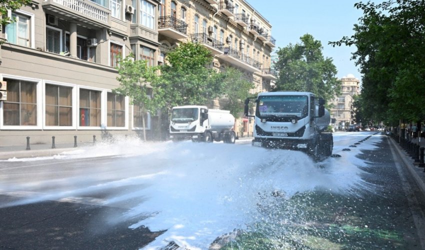 Paytaxtda növbəti geniş təmizlik işləri aparılıb Paytaxtda növbəti geniş təmizlik işləri aparılıb