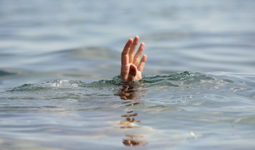 В Лянкяране подросток утонул в море В Лянкяране подросток утонул в море