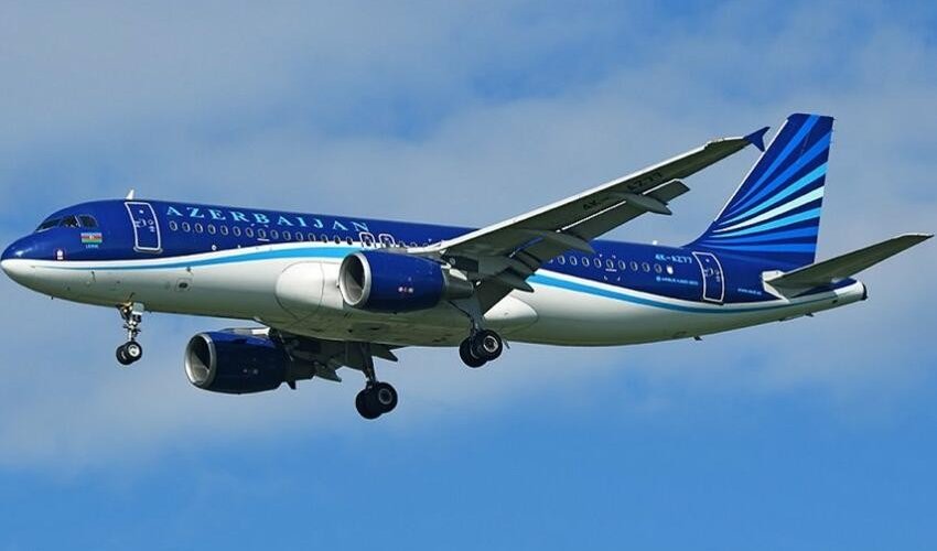 AZAL приостанавливает до конца июня полеты в Тегеран и Тель-Авив
AZAL приостанавливает до конца июня полеты в Тегеран и Тель-Авив