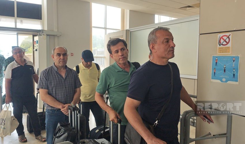 Десять граждан Таджикистана эвакуированы из Ирана через Азербайджан Десять граждан Таджикистана эвакуированы из Ирана через Азербайджан