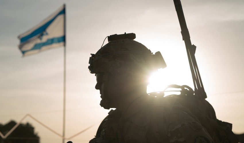 ЦАХАЛ заявил об уничтожении еще трех иранских военных вертолетов в Керманшахе ЦАХАЛ заявил об уничтожении еще трех иранских военных вертолетов в Керманшахе