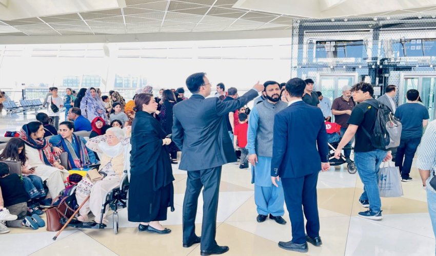 Pakistan İrandakı səfirliyinin əməkdaşlarını Azərbaycana təxliyə edib Pakistan İrandakı səfirliyinin əməkdaşlarını Azərbaycana təxliyə edib