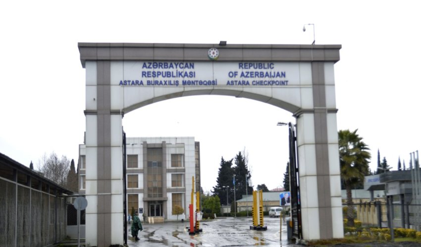 İtaliya və Çin vətəndaşları İrandan Azərbaycan vasitəsilə təxliyə olunub İtaliya və Çin vətəndaşları İrandan Azərbaycan vasitəsilə təxliyə olunub