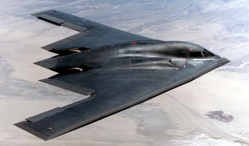 США перебрасывают на Гуам стратегические бомбардировщики B-2 США перебрасывают на Гуам стратегические бомбардировщики B-2