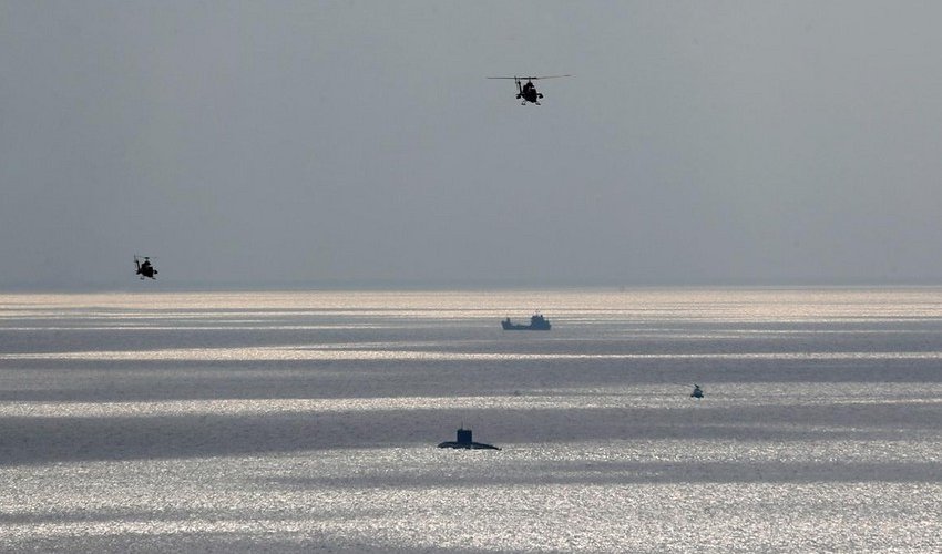 İran parlamenti Hörmüz boğazının bağlanması ilə bağlı qərar qəbul edib İran parlamenti Hörmüz boğazının bağlanması ilə bağlı qərar qəbul edib