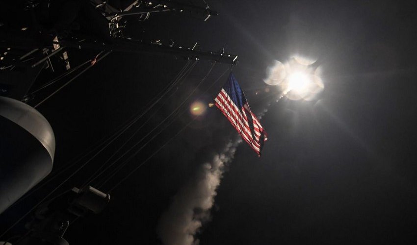 СМИ: На военной базе США в Сирии объявили тревогу СМИ: На военной базе США в Сирии объявили тревогу