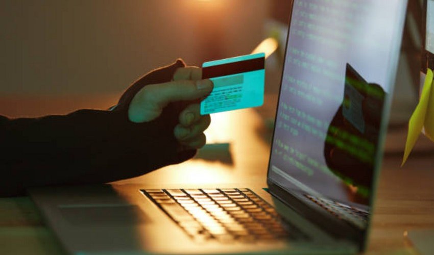 Ötən gün bank kartlarından oğurlanan vəsait açıqlanıb Ötən gün bank kartlarından oğurlanan vəsait açıqlanıb