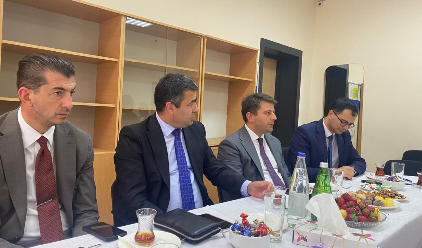 Azərbaycan müəllimlərinin peşəkar inkişafı üzrə qiymətləndirmə prosesinə 85 mindən çox təhsil işçisi cəlb olunub Azərbaycan müəllimlərinin peşəkar inkişafı üzrə qiymətləndirmə prosesinə 85 mindən çox təhsil işçisi cəlb olunub