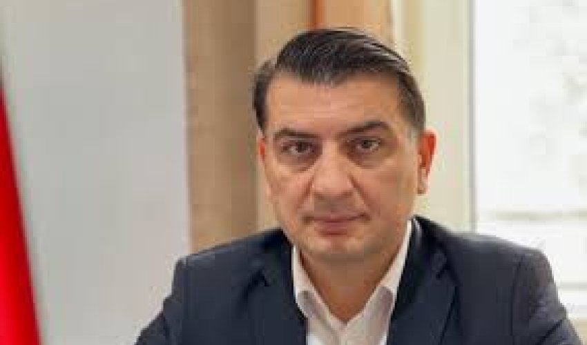 Azər Qasımlının cinayət işi üzrə məhkəmə keçirilib Azər Qasımlının cinayət işi üzrə məhkəmə keçirilib