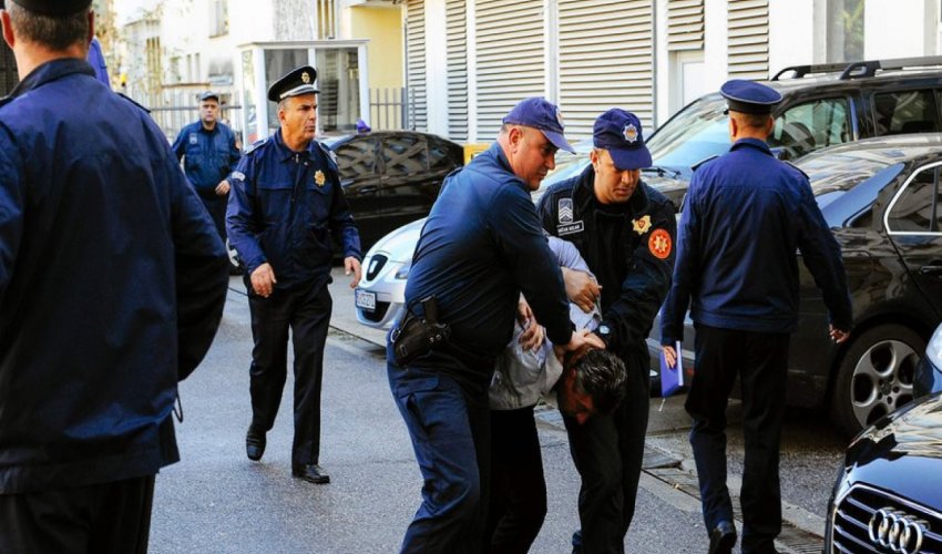 Serbiyada dövlət çevrilişinə cəhdin qarşısını alıb Serbiyada dövlət çevrilişinə cəhdin qarşısını alıb
