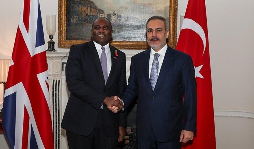 Böyük Britaniyanın xarici işlər naziri sabah Türkiyəyə səfər edəcək Böyük Britaniyanın xarici işlər naziri sabah Türkiyəyə səfər edəcək