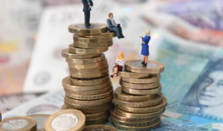 Azerbaijan raises retirement age for women to 64 years and 6 months