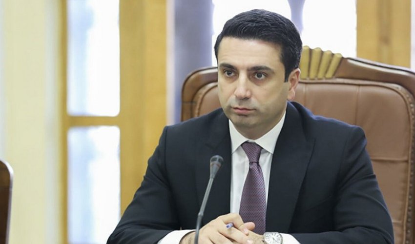 Спикер парламента Армении предложил пересмотреть вещание российских телеканалов Спикер парламента Армении предложил пересмотреть вещание российских телеканалов