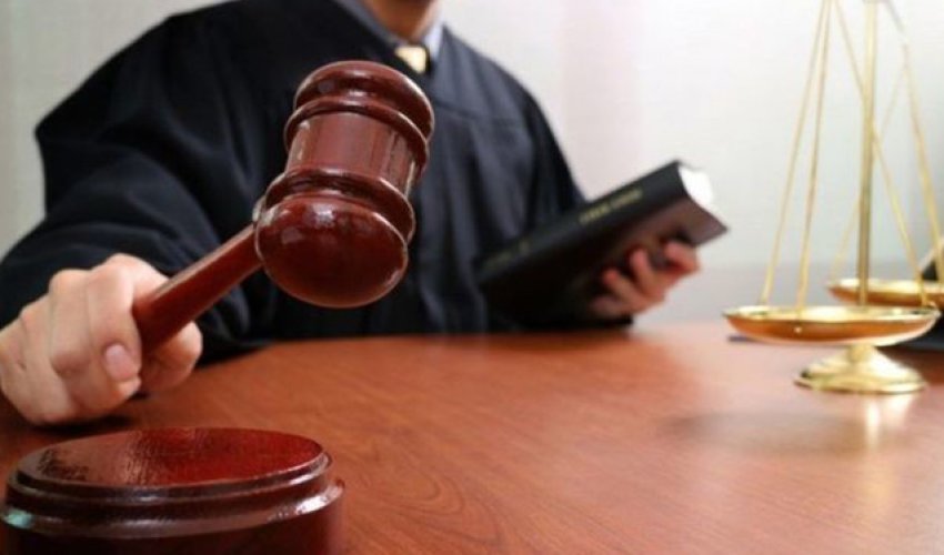 Konstitusiya Məhkəməsinə təyin olunan yeni hakimlər Parlamentdə and içiblər Konstitusiya Məhkəməsinə təyin olunan yeni hakimlər Parlamentdə and içiblər