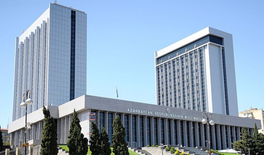 Milli Məclisin növbəti iclası başlayıb Milli Məclisin növbəti iclası başlayıb