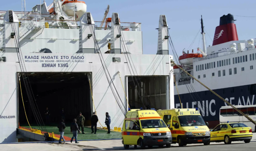 Azerbaijani arrested off Greek coast for migrant smuggling Azerbaijani arrested off Greek coast for migrant smuggling