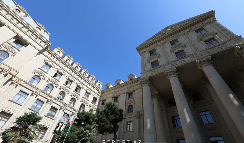 Официальный Баку: Азербайджан и Армения договорились продолжить диалог в двустороннем формате Официальный Баку: Азербайджан и Армения договорились продолжить диалог в двустороннем формате