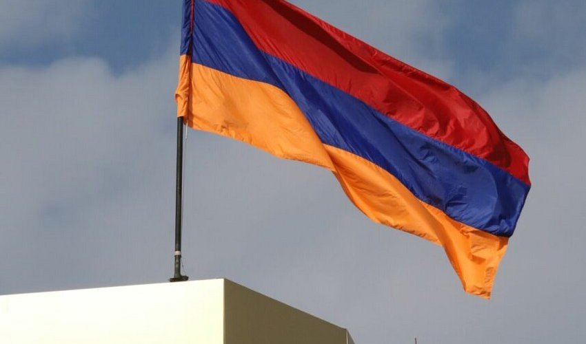 В Армении представили новую редакцию текста и музыки государственного гимна В Армении представили новую редакцию текста и музыки государственного гимна