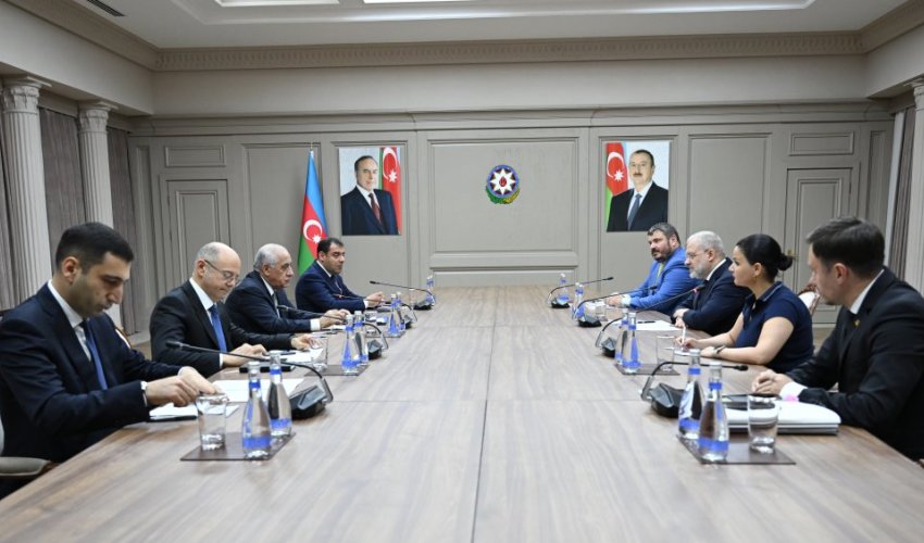 Əli Əsədov Ukraynanın energetika naziri ilə görüşüb