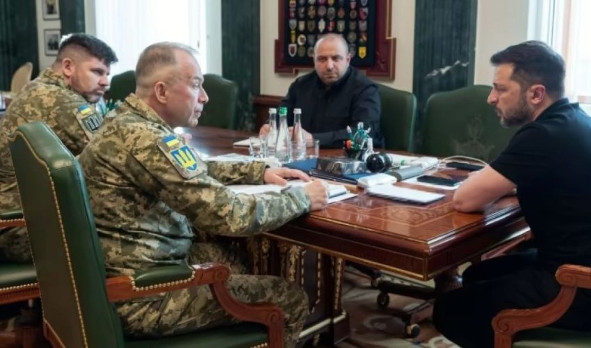 Зеленский анонсировал дальнобойные удары по России Зеленский анонсировал дальнобойные удары по России