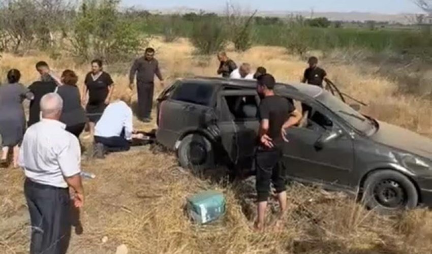В Джебраиле семья шехида попала в аварию, пострадали 5 человек В Джебраиле семья шехида попала в аварию, пострадали 5 человек